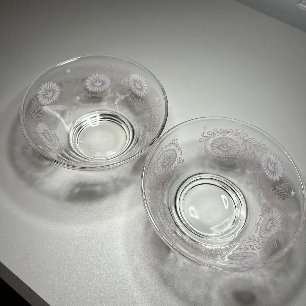 2-Vtg Todd Glass Clear Glass Fruit‎ or Dessert Bowls Pink White Daisy